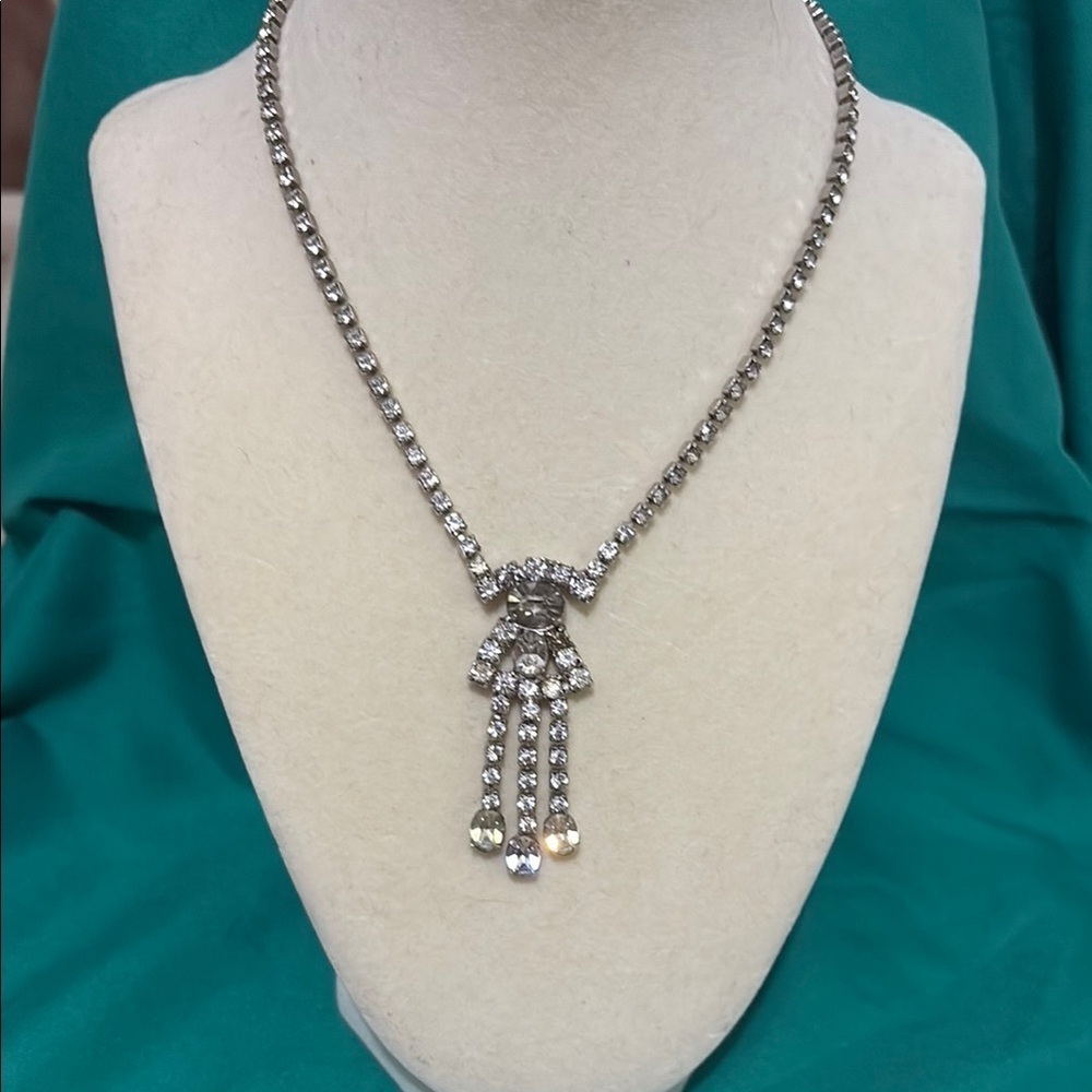 Vintage Silver Necklace with Rhinestones